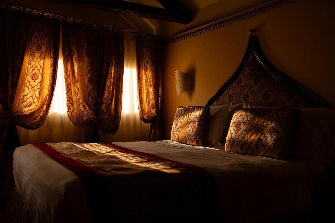 Ai Mori D'Oriente Hotell Venezia Eksteriør bilde